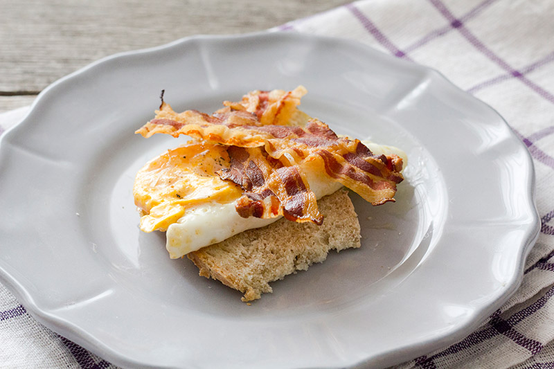 bacon-strips-hrskave-trake-od-slanine-02