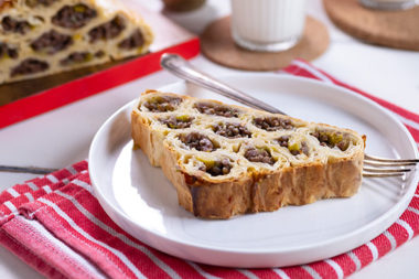 neobicna-pita-s-mesom-naslovna