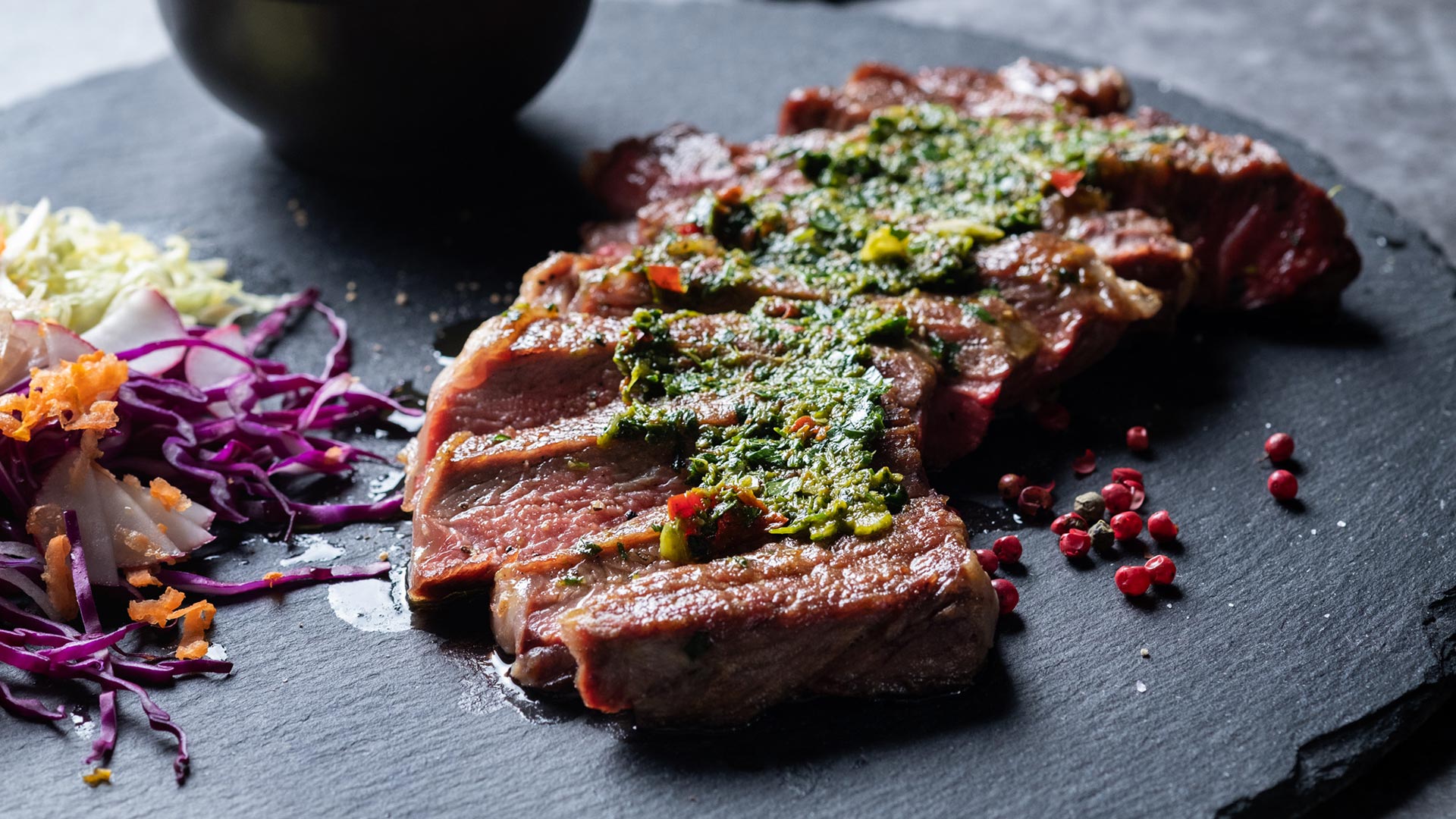 VIDEO Rib eye steak s chimichurri umakom